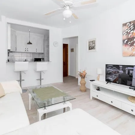 Appartement Harmonia à Punta Prima  Extérieur photo